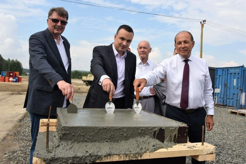 YAR_7436-min.jpg YAR_7436-min.jpg