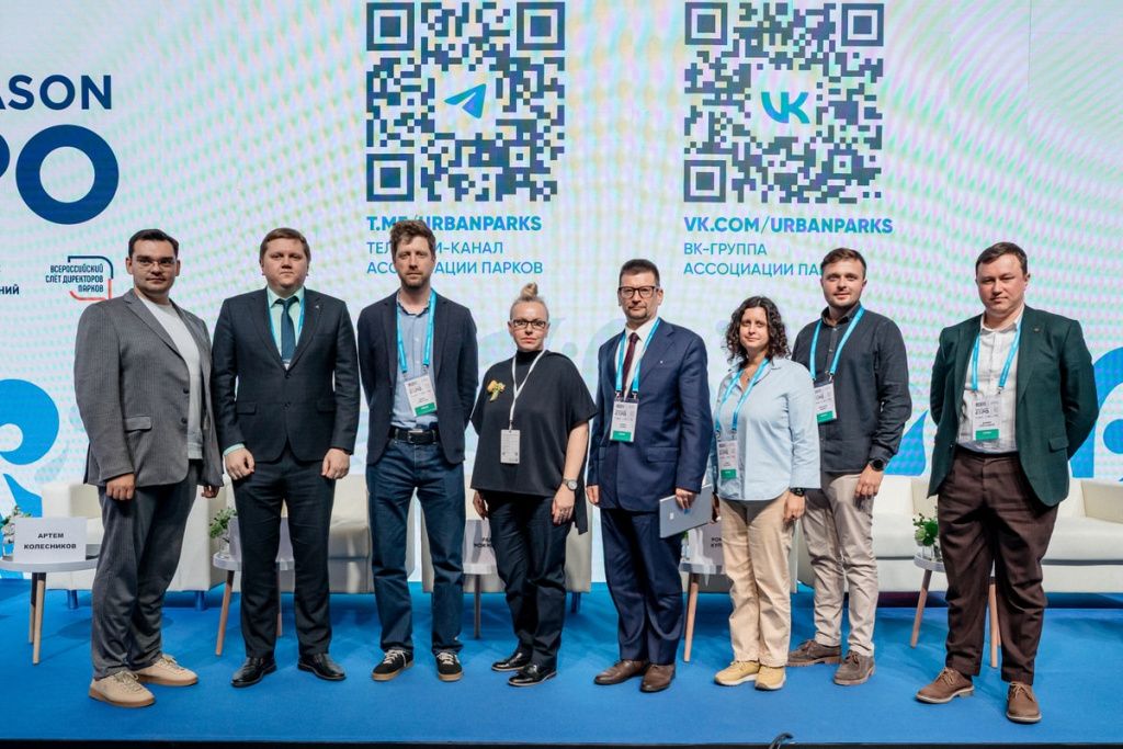 AT7A3525-min.jpg AT7A3525-min.jpg