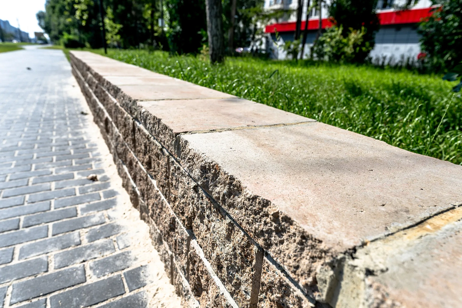 Благоустройство Комсомольского проспекта в Курчатовском районе в Челябинске